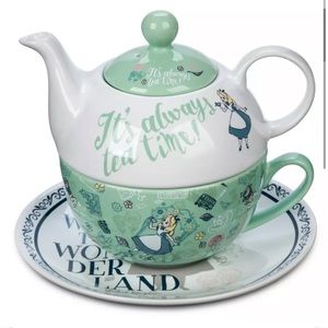 SOLD! NWOT Disney Alice in Wonderland Tea Pot and Saucer